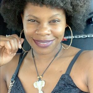 Meet your Posher, Sapphire!